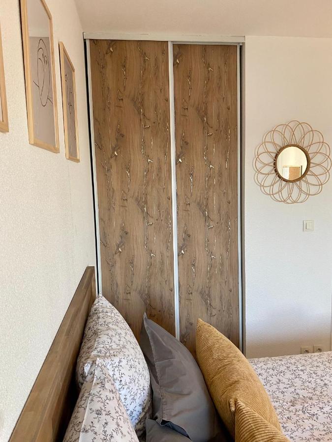 Appartement En Face Hopital Nord Saint-Priest-en-Jarez Екстериор снимка